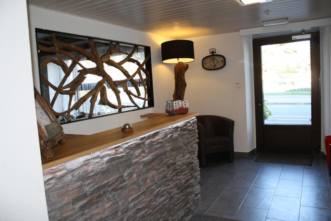 Hotel De La Gare Monthey Dış mekan fotoğraf