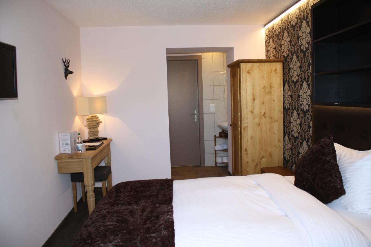 Hotel De La Gare Monthey Dış mekan fotoğraf