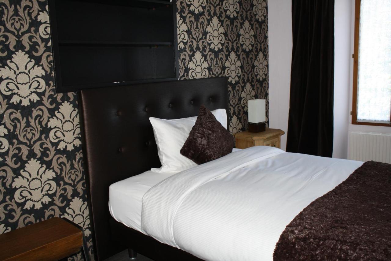 Hotel De La Gare Monthey Dış mekan fotoğraf